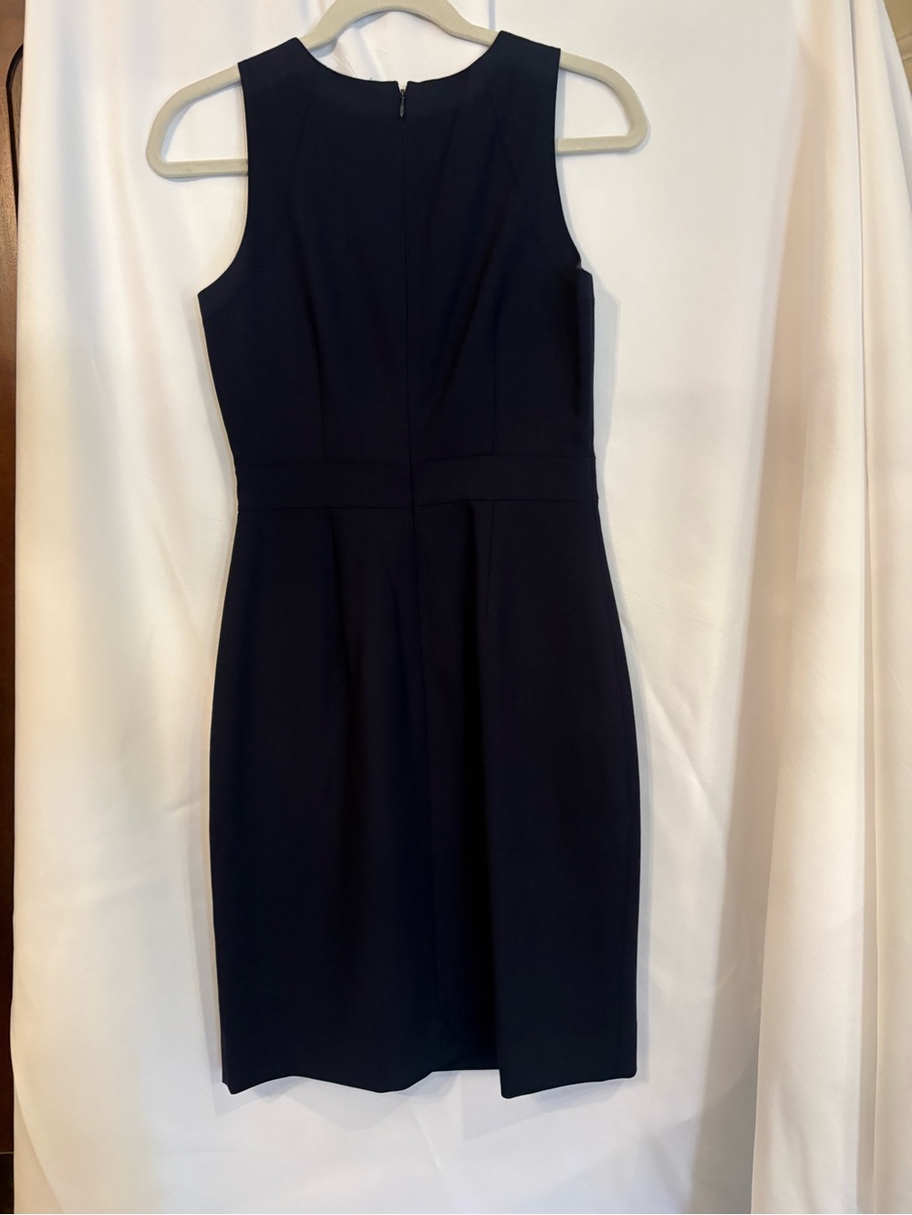 J Classic Sleeveless Navy Sheath Dress - Elegant Women's Dress